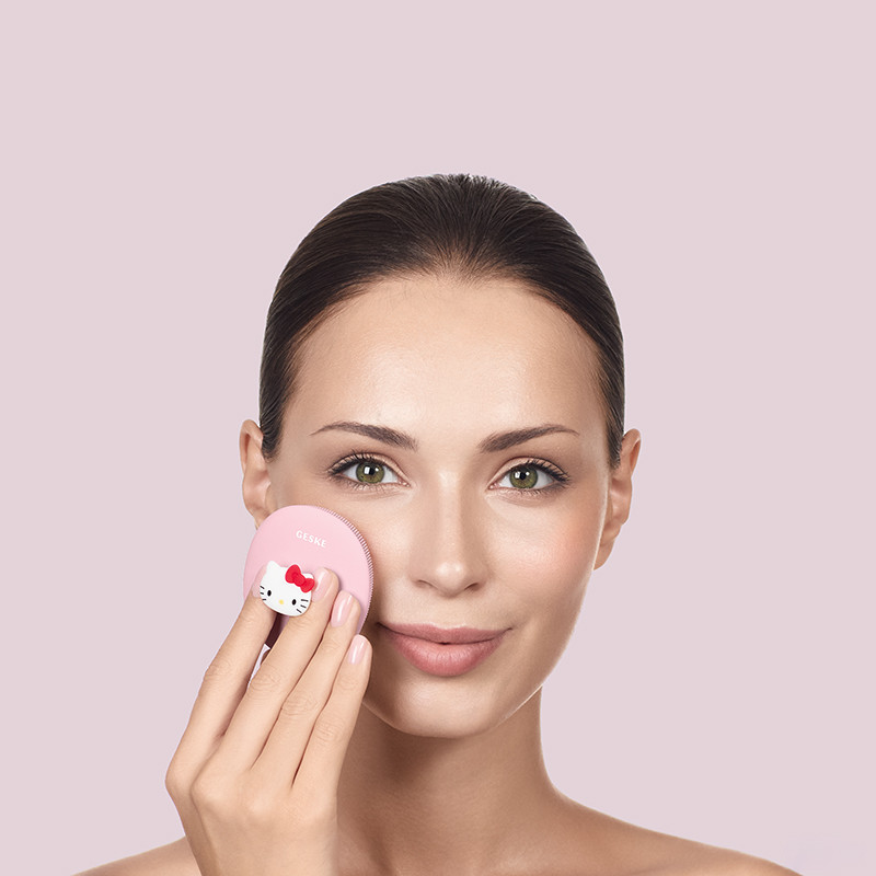 Щетка для лица GESKE Facial Brush 3 в 1 by Hello Kitty розовый с держателем  Фото 4 