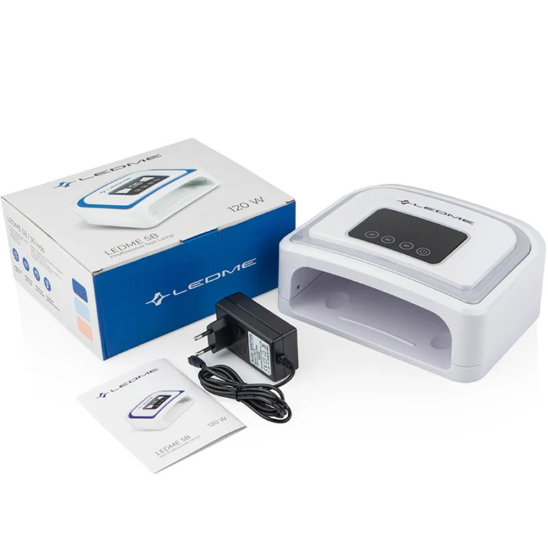 Лампа для манікюру з акумулятором LEDME 5В 120W SILVER на beauty-prof.com Фото 3 Лампа для манікюру з акумулятором LEDME 5В 120W SILVER Фото 3