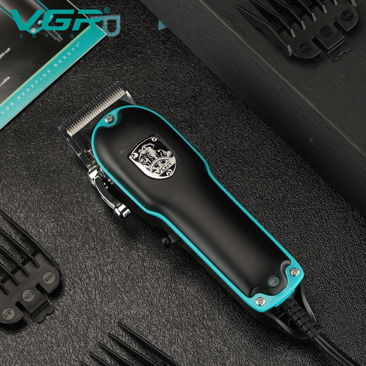 Машинка для стрижки (4 насадки) clipper V-123 VGR на beauty-prof.com Фото 3 Машинка для стрижки (4 насадки) clipper V-123 VGR Фото 3